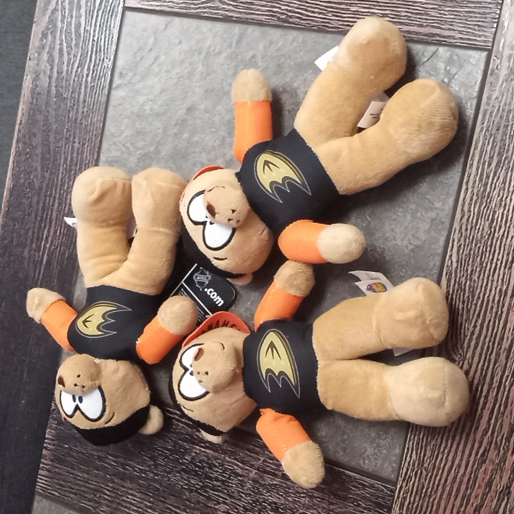 3 stuffed animals for $15 you can hang them on the wall